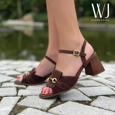 Sandalia Media Detalhe Franja Com Metal 6,5 Cm