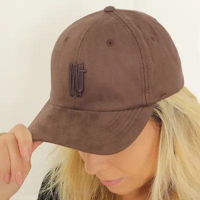 Bone Camurça Bordado Wj