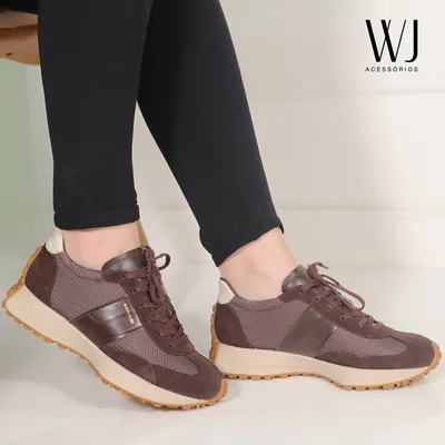 Tenis Couro Com Recortes Carimbo Wj